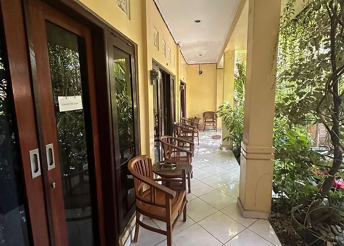 Guest house Sari Buana Kuta (Bali)